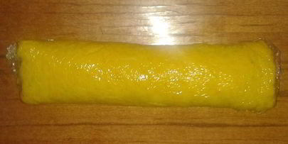 тыквенно-чесночный рулет с рыбной начинкой