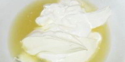 зеленый рулет из шпината с лососем