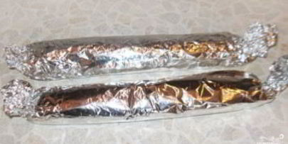 зеленый рулет из шпината с лососем