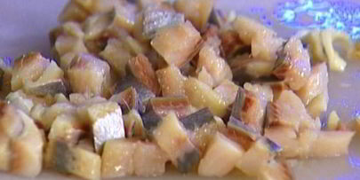 селедочное масло с горчицей и тархуном