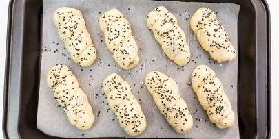 сосиски в дрожжевом тесте