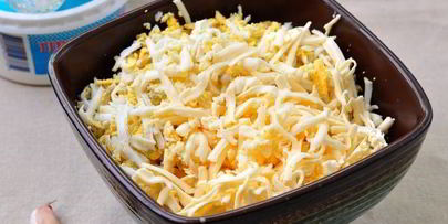 сыр с чесноком и майонезом