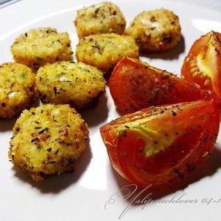 Сырные шарики с запеченными помидорами