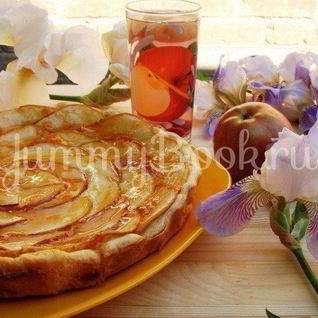 Яблочный тарт