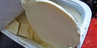 язычки из баклажана с двумя видами сыра