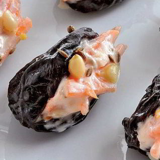 Закуска из чернослива