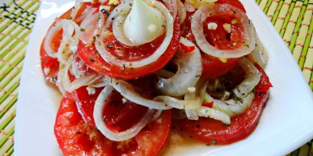 Рецепт закуска из помидоров в остром медовом маринаде