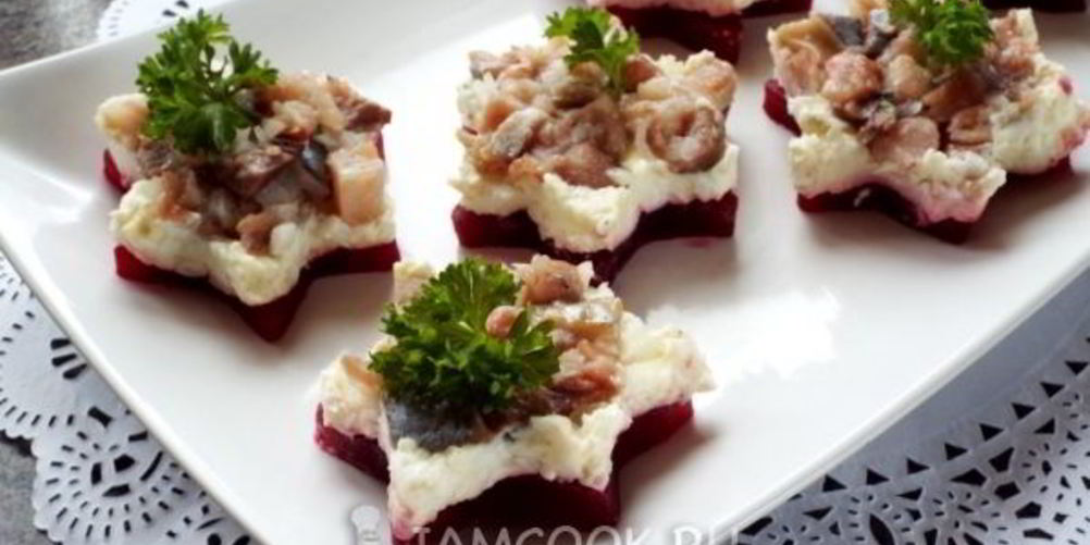 Рецепт закуска из сельди со свеклой и яйцом