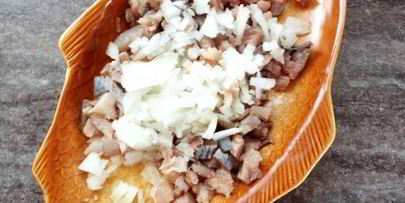 закуска из сельди со свеклой и яйцом