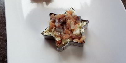 закуска из сельди со свеклой и яйцом