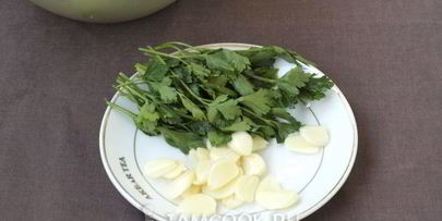 зеленые помидоры с чесноком на зиму